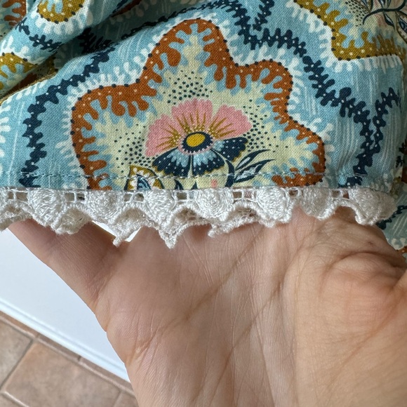 Hunter Bell Lenny Top | Tea Time Floral - Picture 7 of 10